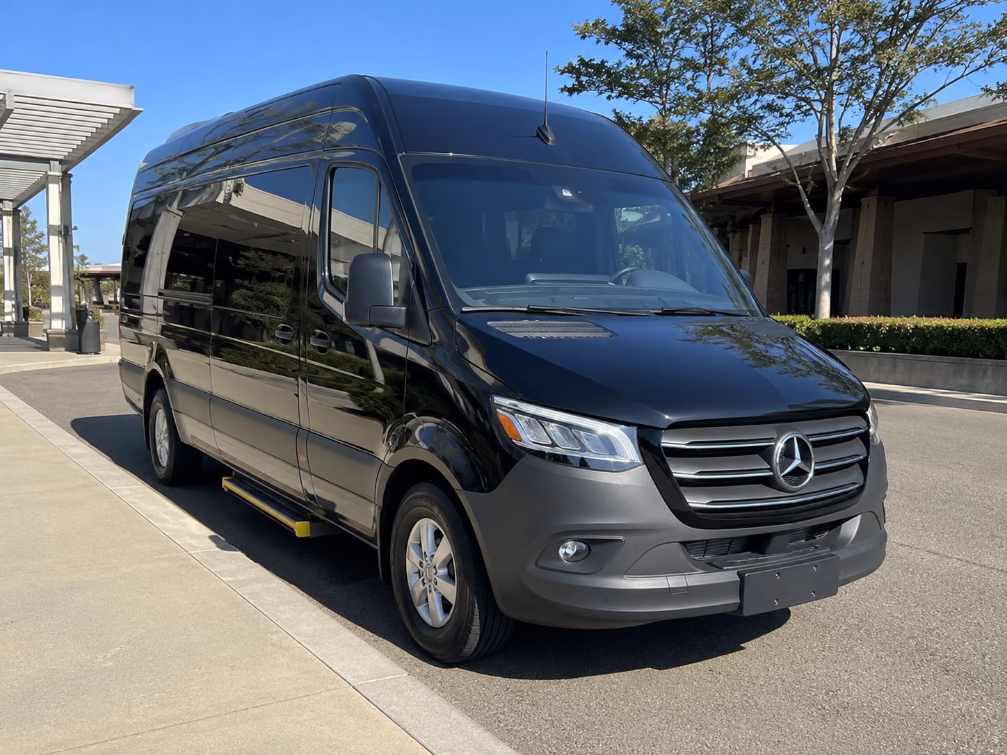tracy sprinter limousine